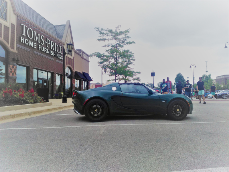 Illustration for article titled Massive Photo Dump of Cool Cars I took Pictures of